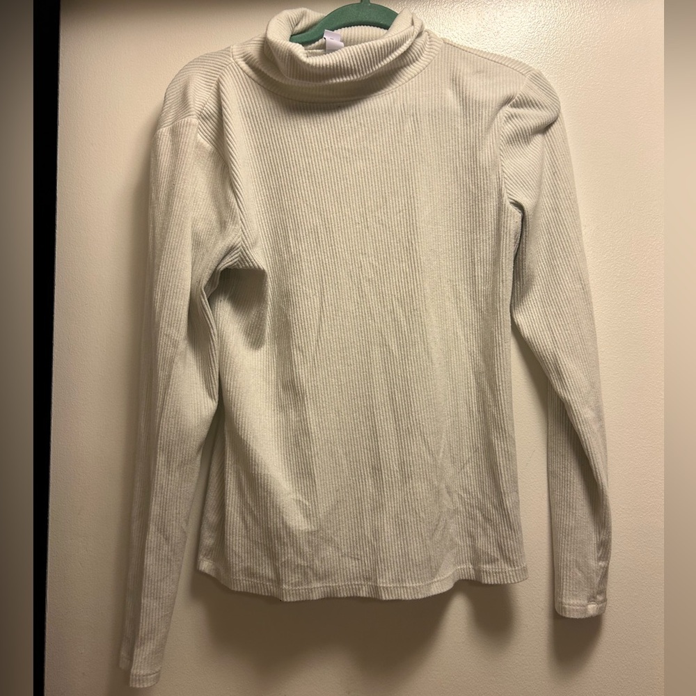 Old Navy Cream Ribbed Turtleneck Sweater